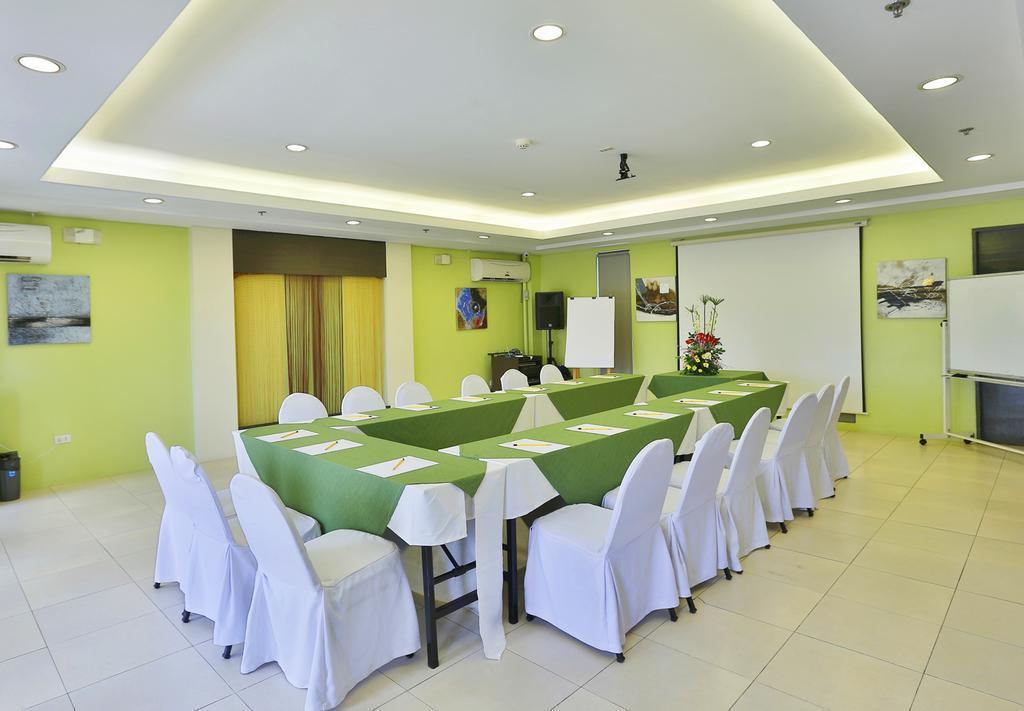 Alpa City Suites Hotel Cebu Екстер'єр фото