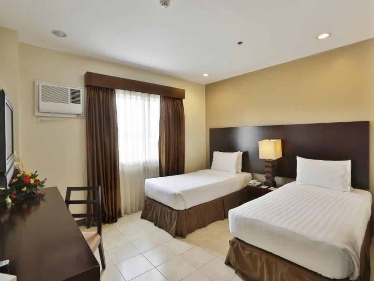 Alpa City Suites Hotel Cebu Екстер'єр фото